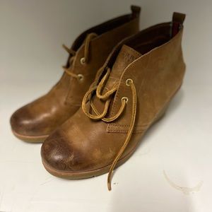 Womens Sperry Top-Sider Harlow Shoes Cognac Leather Ankle Wedge Boot, Size 9M
